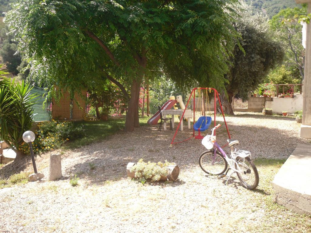 Appartamento Sa Funtana Cardedu Rum bild