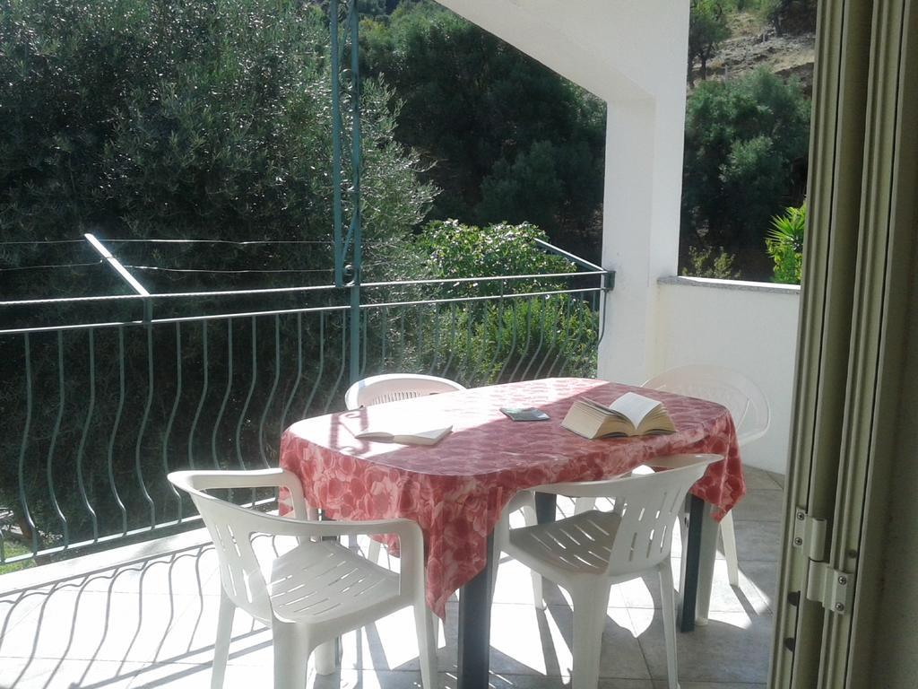 Appartamento Sa Funtana Cardedu Rum bild