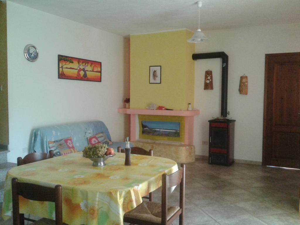 Appartamento Sa Funtana Cardedu Rum bild